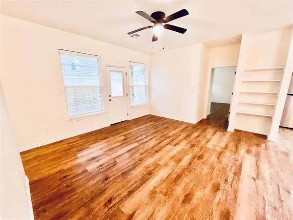 Denison, TX 75021,523 E Hanna Road