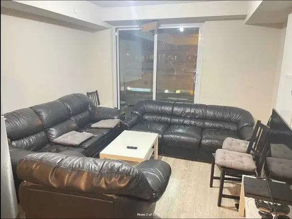 Toronto E04, ON M1R 3A7,2152 Lawrence AVE E #304