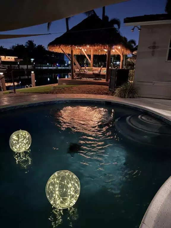 Lighthouse Point, FL 33064,2160 NE 44th Ct