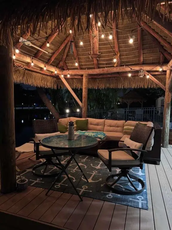 Lighthouse Point, FL 33064,2160 NE 44th Ct