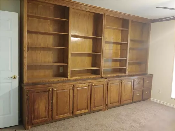 Leonard, TX 75452,1865 County Road 4915