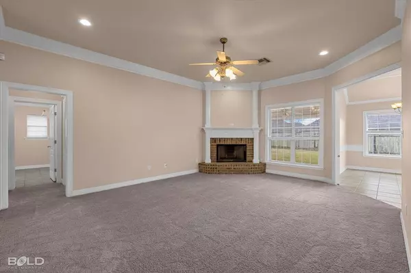 Bossier City, LA 71111,6012 Whitney Drive