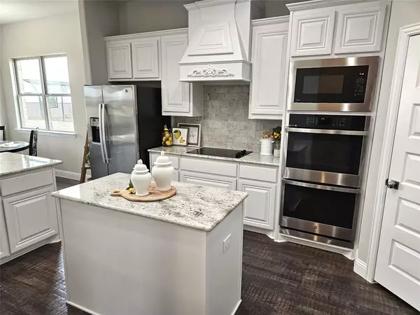 Van Alstyne, TX 75495,241 Blythe Road