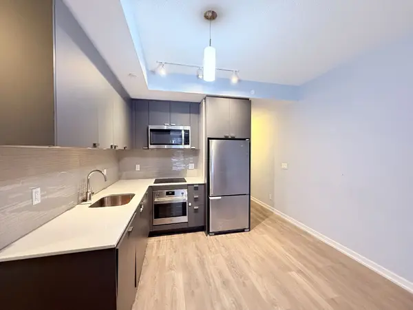 Toronto C15, ON M2J 0E3,56 Forest Manor RD #407