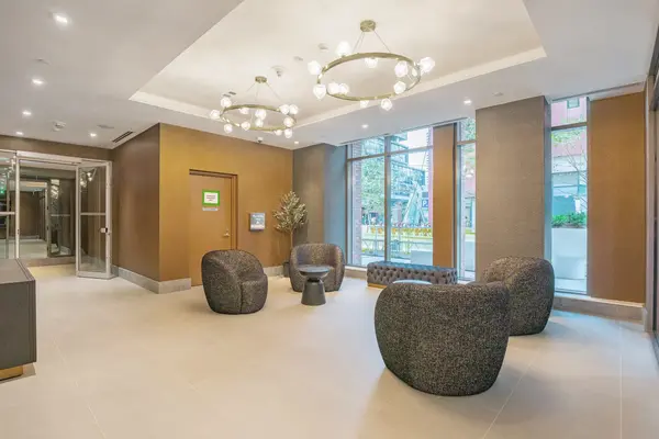 Toronto C01, ON M5V 0T2,28 Widmer ST #3329