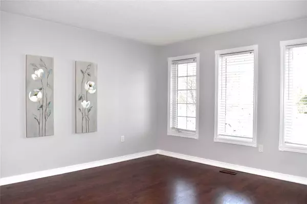 Whitby, ON L1M 1J5,42 Dodge DR