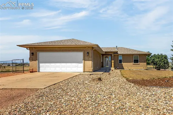 1493 N Challenger LN, Pueblo West, CO 81007