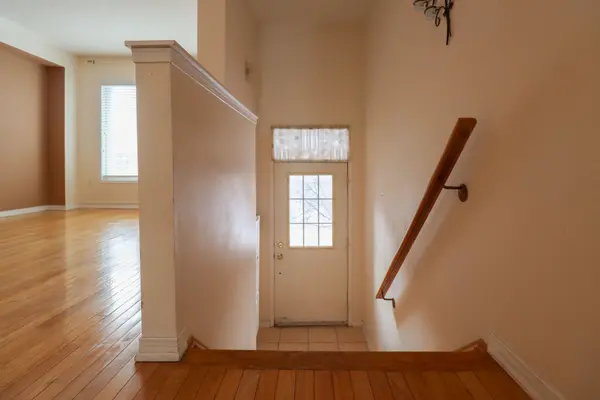 Mississauga, ON L4Z 4J7,4950 Albina WAY #175