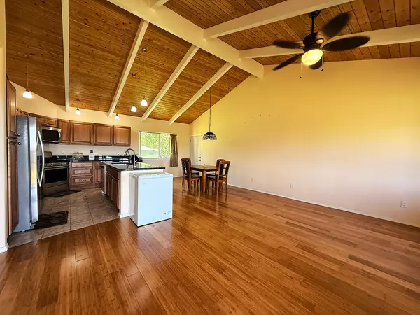 Pahoa, HI 96778,16-2110 PEARL DR