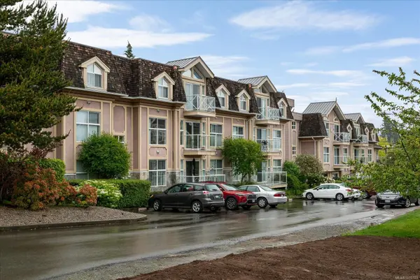 Qualicum Beach, BC V9K 2P6,750 Memorial Ave #310