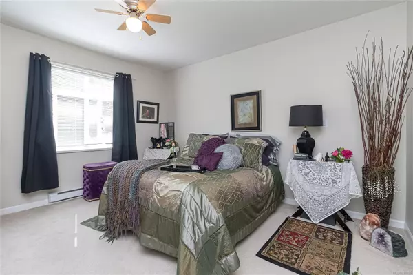 Mill Bay, BC V8H 1K9,2777 Barry Rd #210