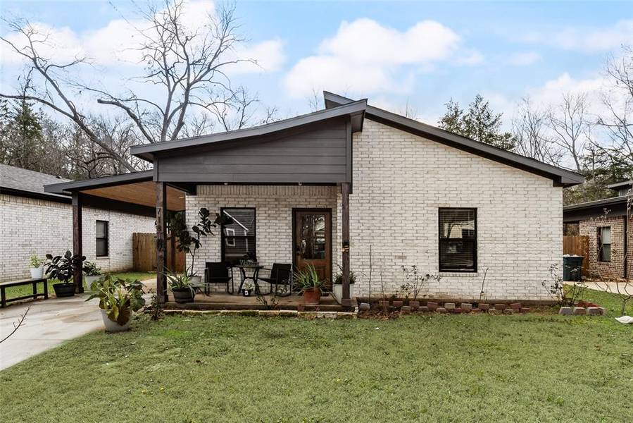 718 E Crawford Street, Denison, TX 75021