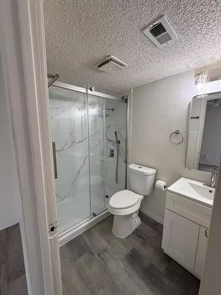 9807 Walnut Street #D 304, Dallas, TX 75243