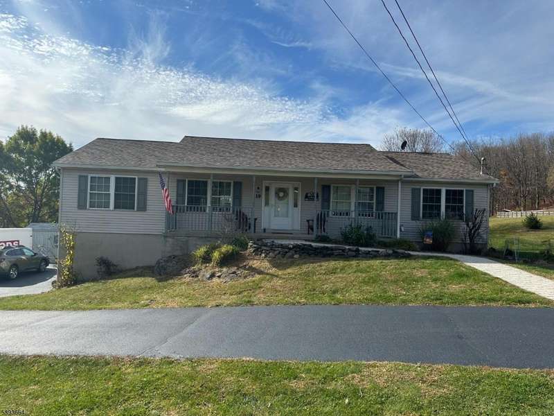 19 Card Rd, Wantage Twp., NJ 07461