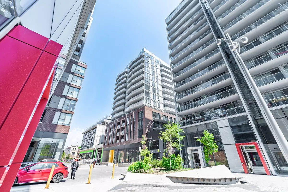 Toronto E01, ON M4M 0H1,45 Baseball PL #302