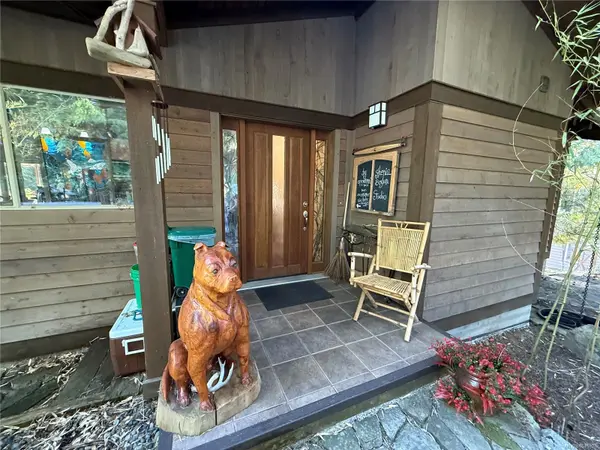 Pender Island, BC V0N 2M2,2623 Yardarm Rd