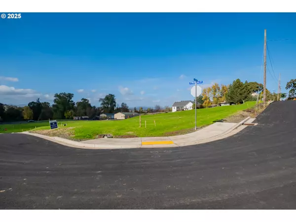 Carlton, OR 97111,Lot 4 Block 6