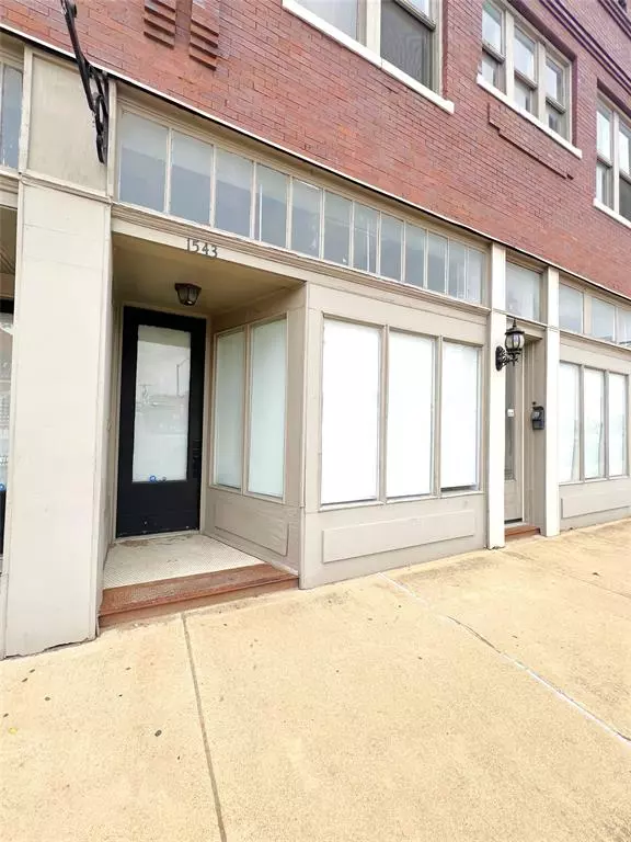 Fort Worth, TX 76164,1543 N Main Street