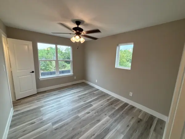 Granbury, TX 76048,3211 Brazos River Drive