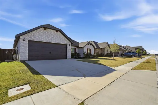 Justin, TX 76247,1027 Moss Grove Trail