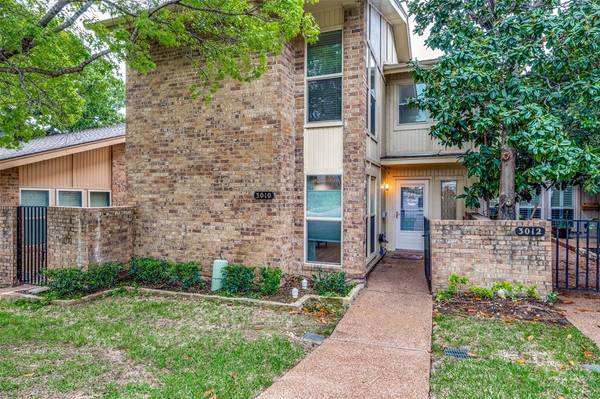 3010 Shady Knoll Lane, Bedford, TX 76021
