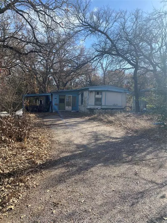 Granbury, TX 76048,3007 Oak Wood Street