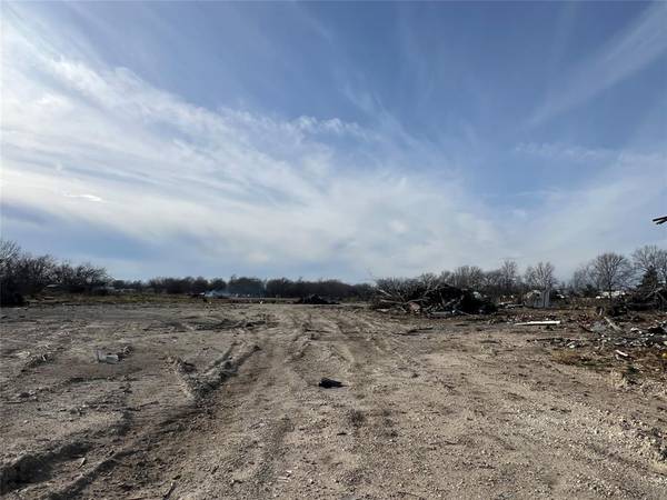 8894 FM 751, Quinlan, TX 75474