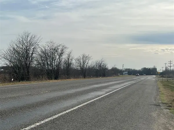 Quinlan, TX 75474,8894 FM 751