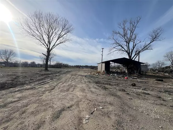 Quinlan, TX 75474,8894 FM 751