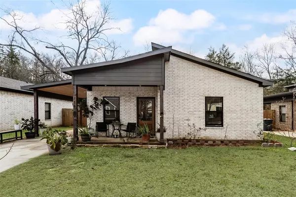 718 E Crawford Street, Denison, TX 75021