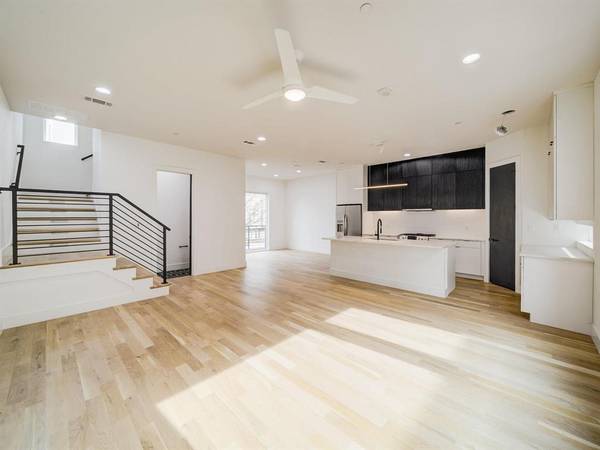 2916 Hawthorne Avenue #102, Dallas, TX 75219