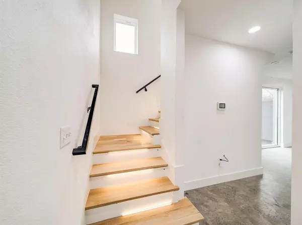 Dallas, TX 75219,2916 Hawthorne Avenue #102