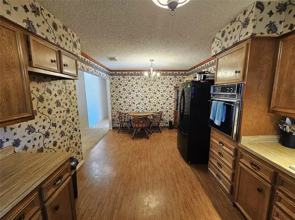 Mexia, TX 76667,1103 La Villeta Street