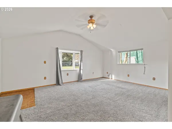 Coquille, OR 97423,1594 N HEMLOCK ST