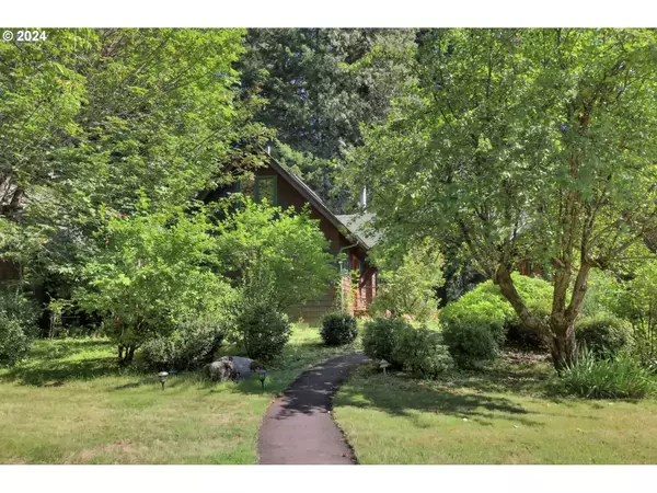 Mc Kenzie Bridge, OR 97413,56411 MCKENZIE HWY #6