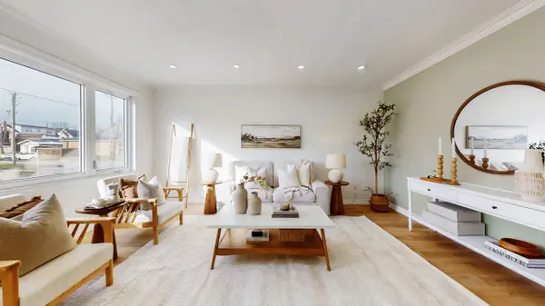 Oshawa, ON L1H 5Y8,351 Lasalle AVE