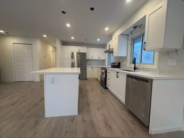 Barrie, ON L4N 2X3,3 Highcroft RD