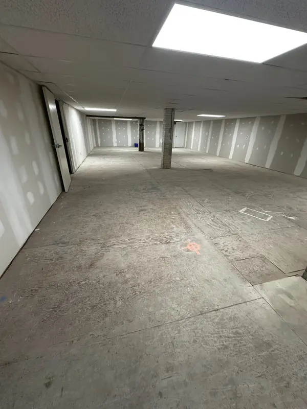 Toronto W08, ON M9B 1L1,3832 Bloor ST W #Lower