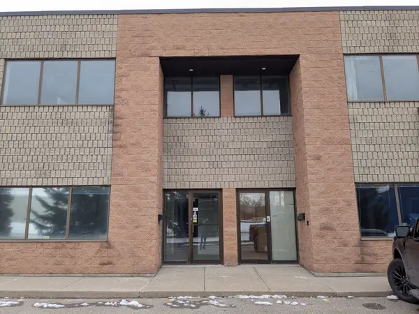 62 Plant Farm BLVD, Brantford, ON N3S 7W3