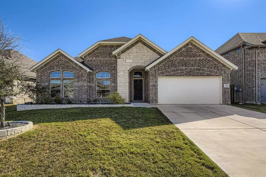 124 Independence Drive, Joshua, TX 76058