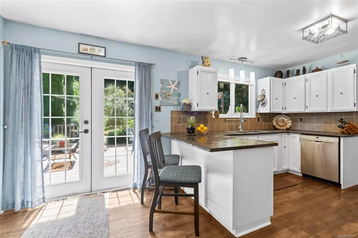 Parksville, BC V9P 1X7,1526 Sunrise Dr