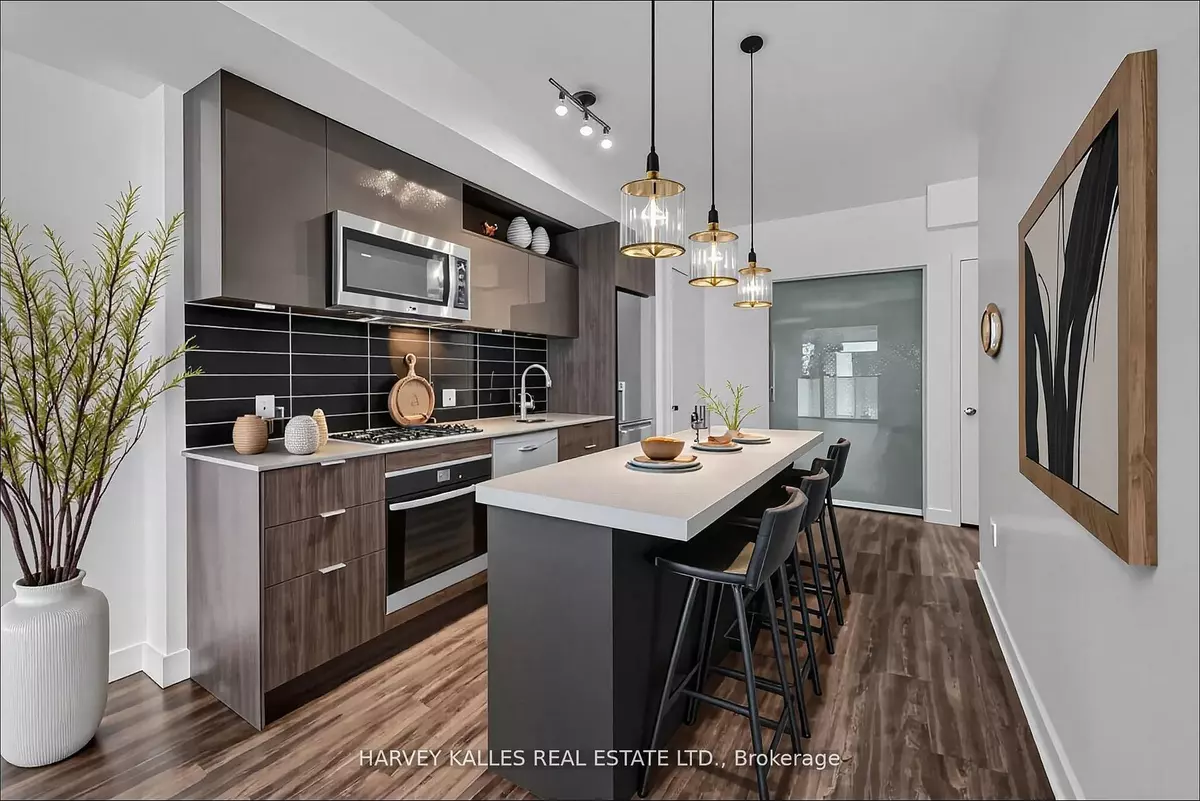 Toronto C08, ON M5B 0C7,100 Dalhousie ST #3511