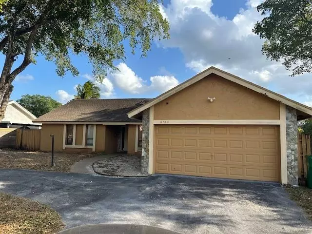 Lauderhill, FL 33351,8340 NW 51st St