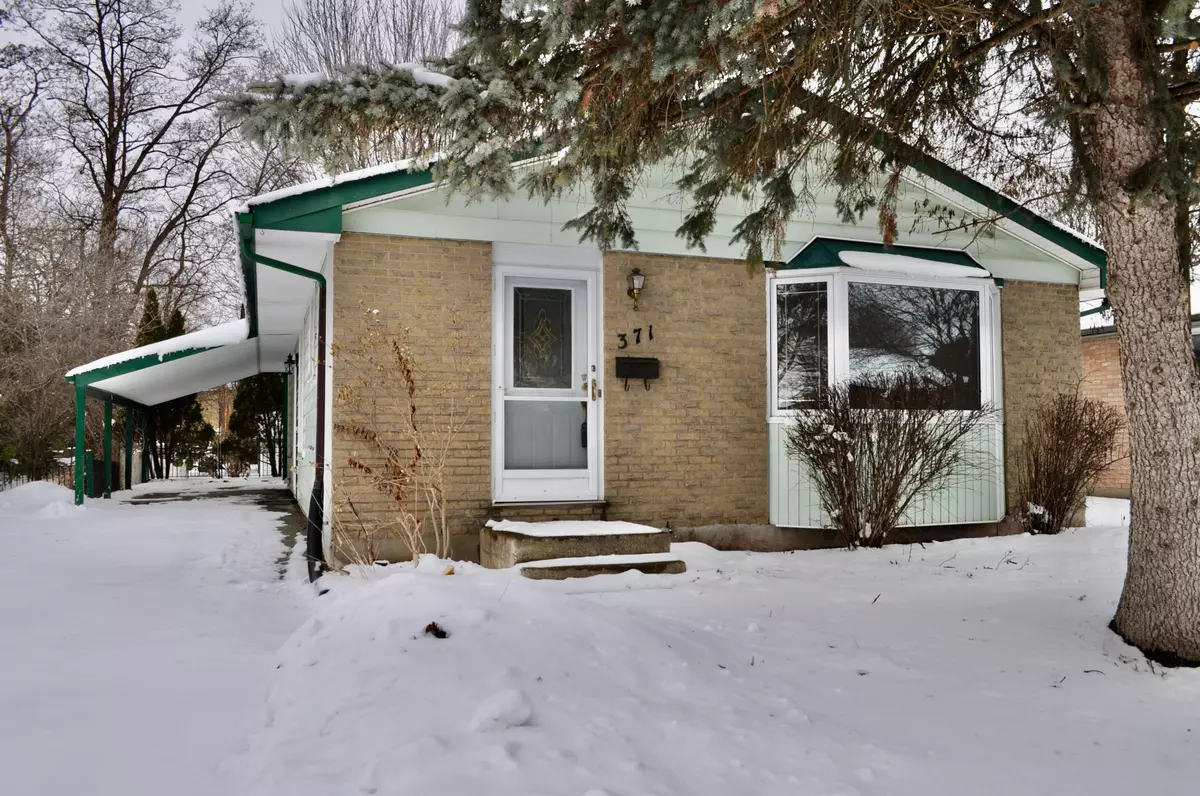 London East, ON N5V 3J8,371 Speight BLVD