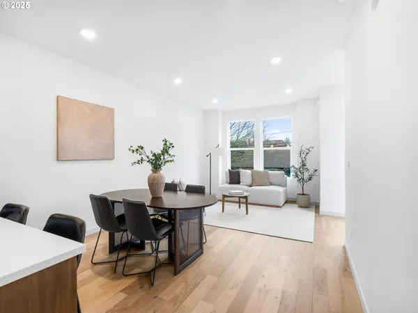 Portland, OR 97214,2472 SE LINCOLN ST