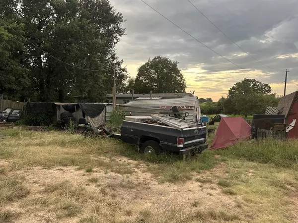 Springtown, TX 76082,202 Salt Creek Road