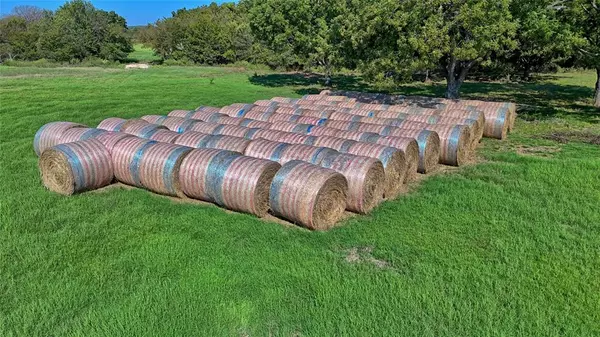 Nocona, TX 76255,1600 Longbranch Rd