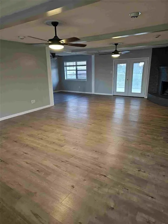 Granbury, TX 76048,1106 Gifford Drive