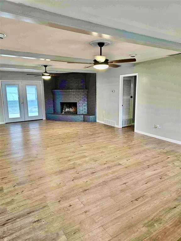 Granbury, TX 76048,1106 Gifford Drive