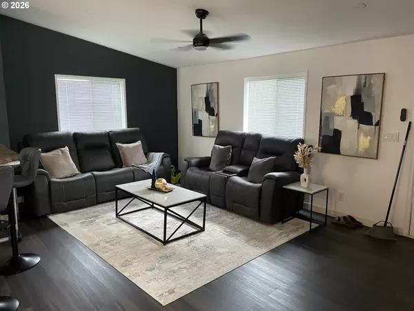 Portland, OR 97233,13055 SE STARK ST #39